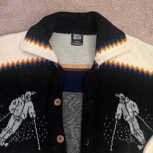 SKI SWEATER